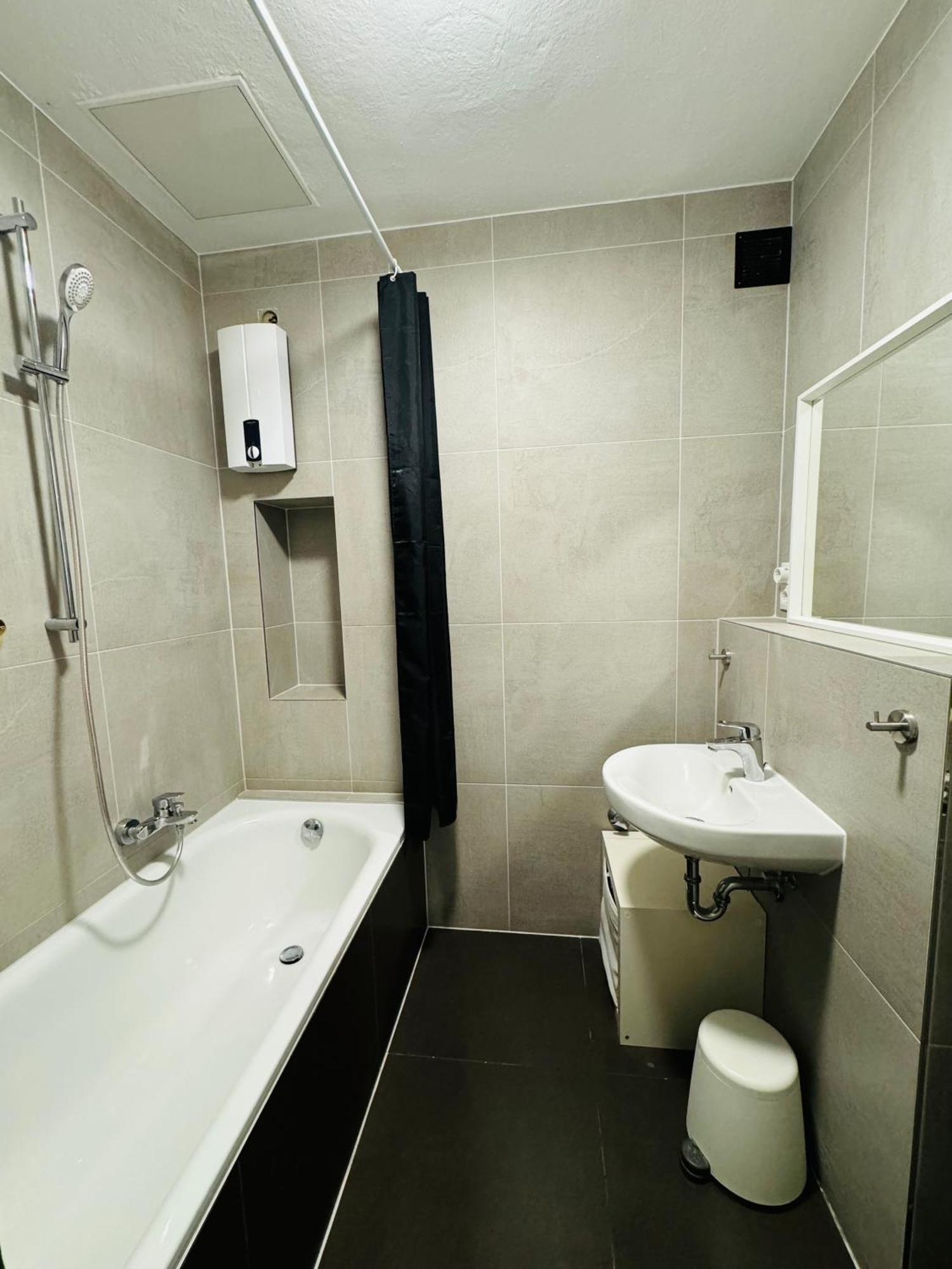 Zentrale Wohnung Mit Balkon Koblenc Exteriér fotografie